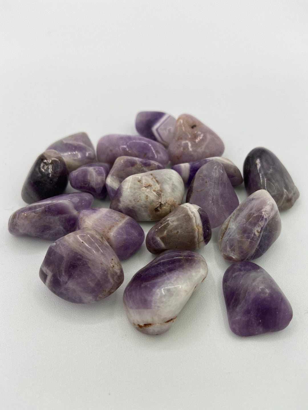 Chevron Amethyst (Medium) - Smooth