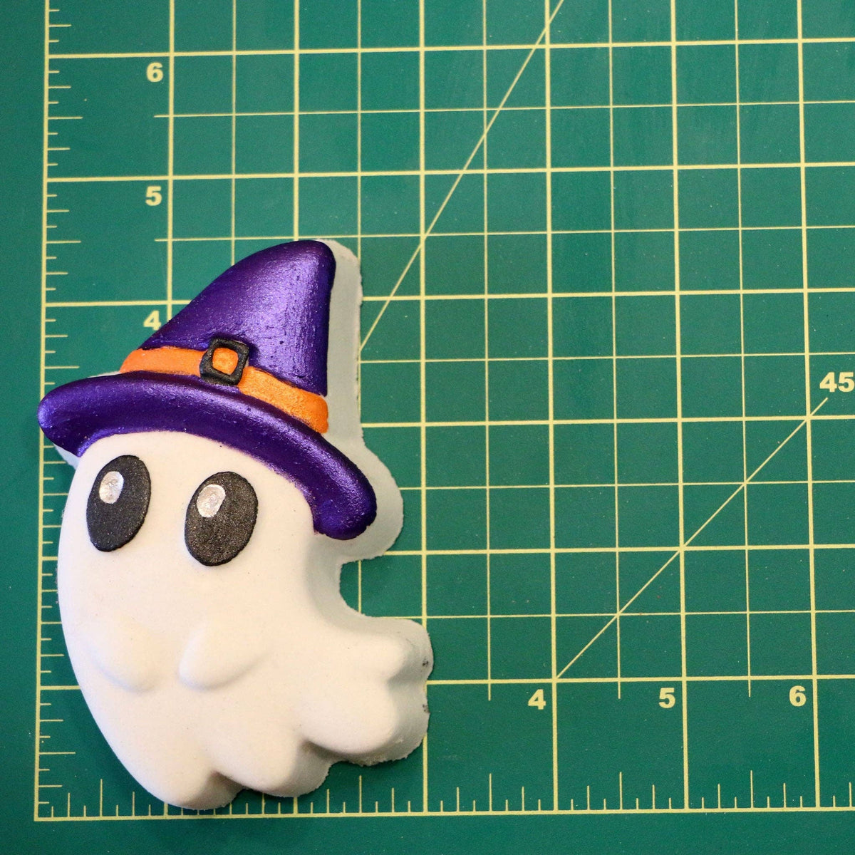 Halloween Witchy Ghost Bath Bomb