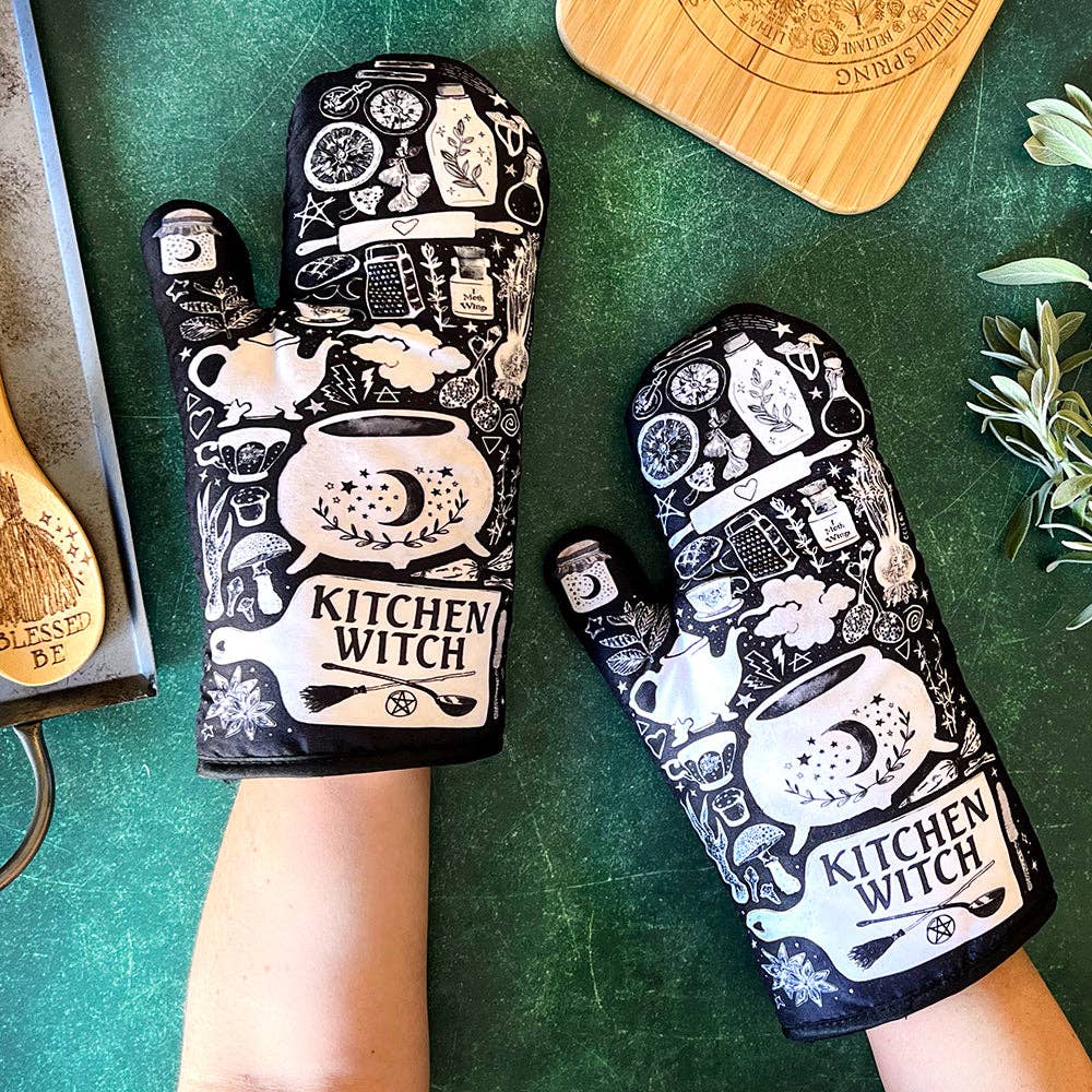 Kitchen Witch Oven Mitt Set - Black and White
