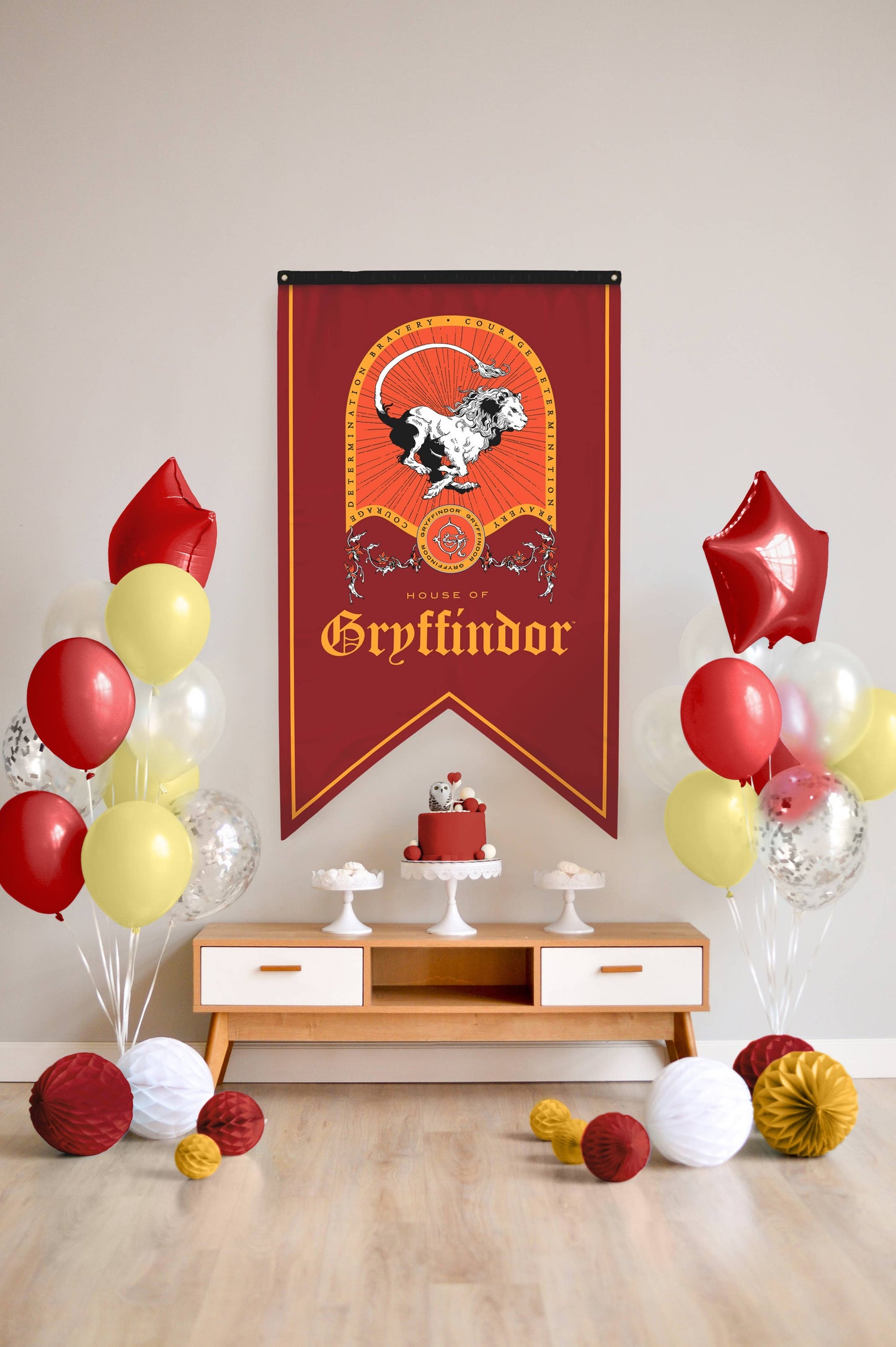 Harry Potter Gryffindor Crest Banner Flag (30'' x 50'')