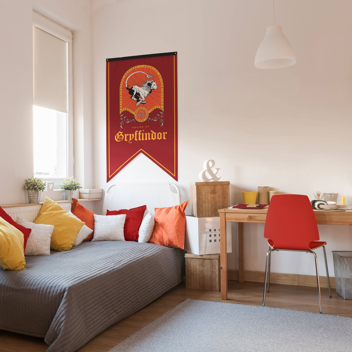 Harry Potter Gryffindor Crest Banner Flag (30'' x 50'')