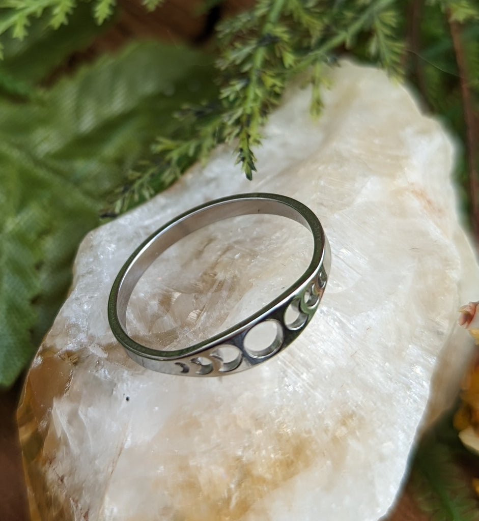 Moon Phases Ring