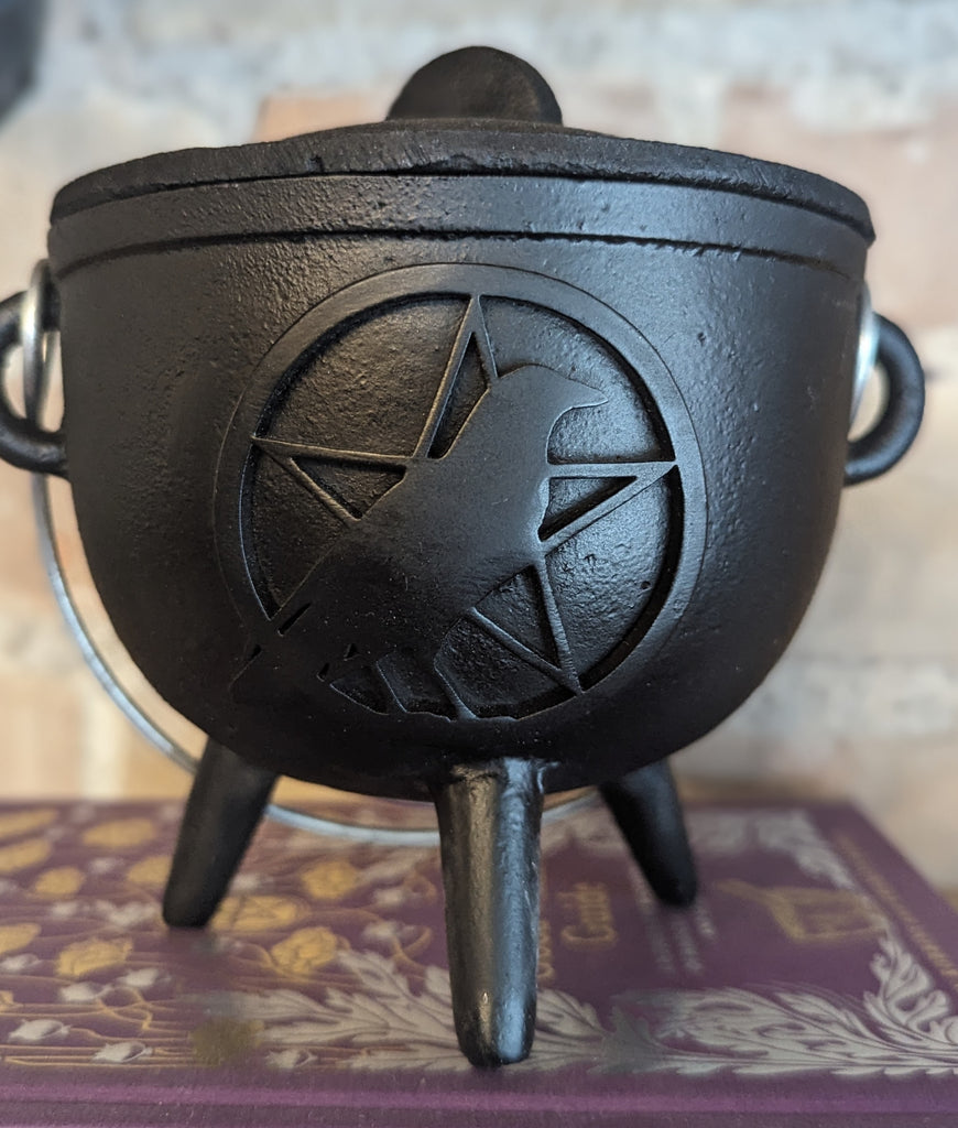 Large Cast Cauldron