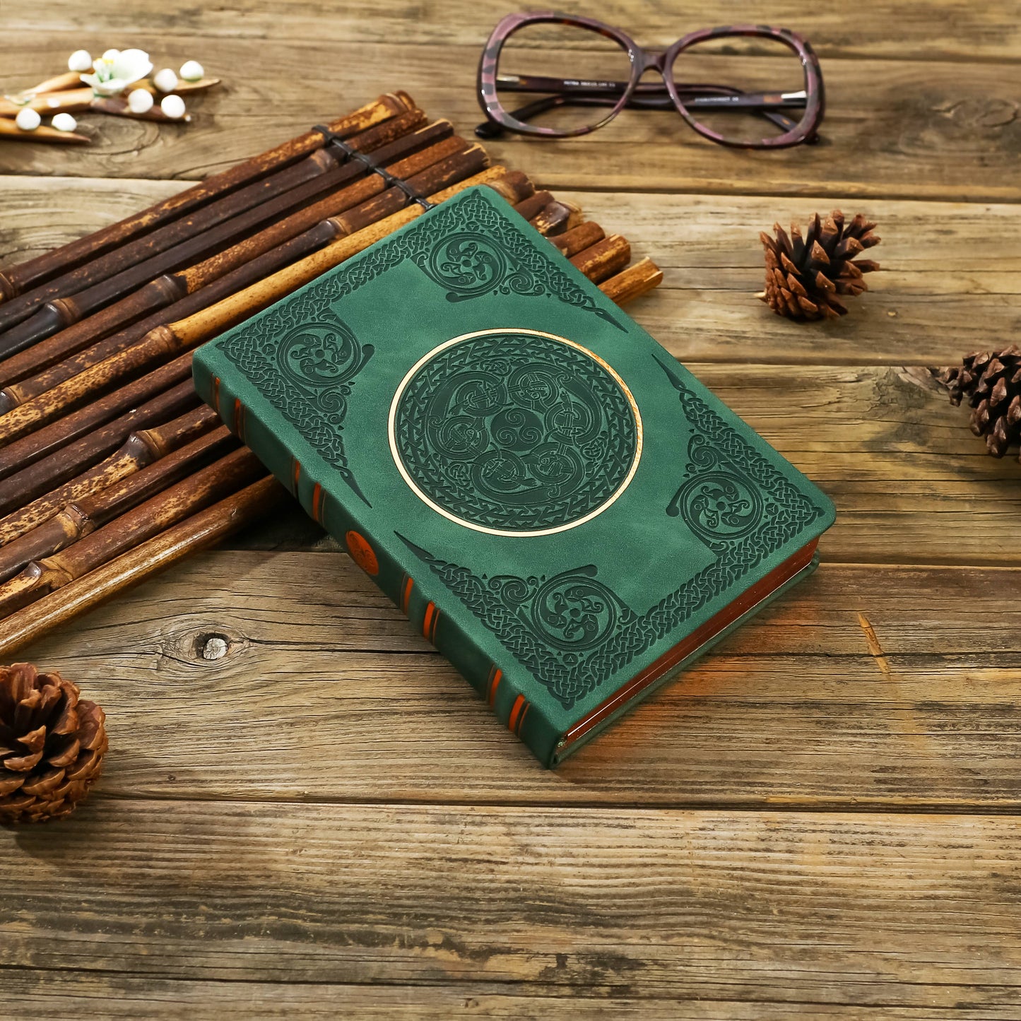 Vintage Classic Style Journal Vegan Leather (Celtic Green)