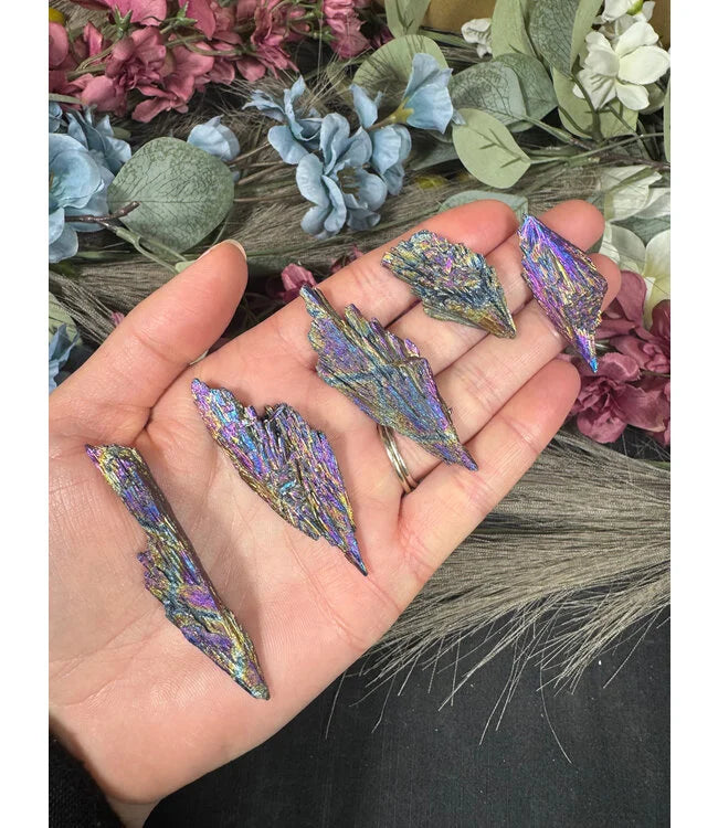 Aura Kyanite