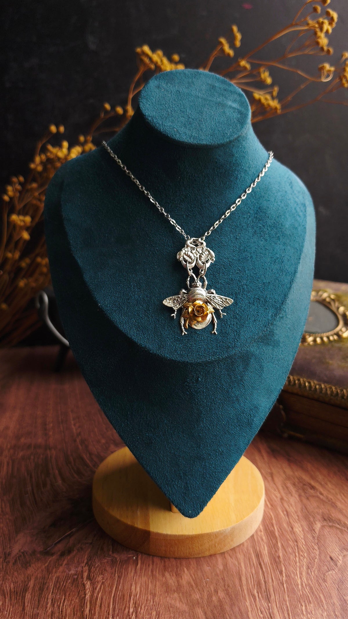Gardeners Delight Necklace - Arcane Angel