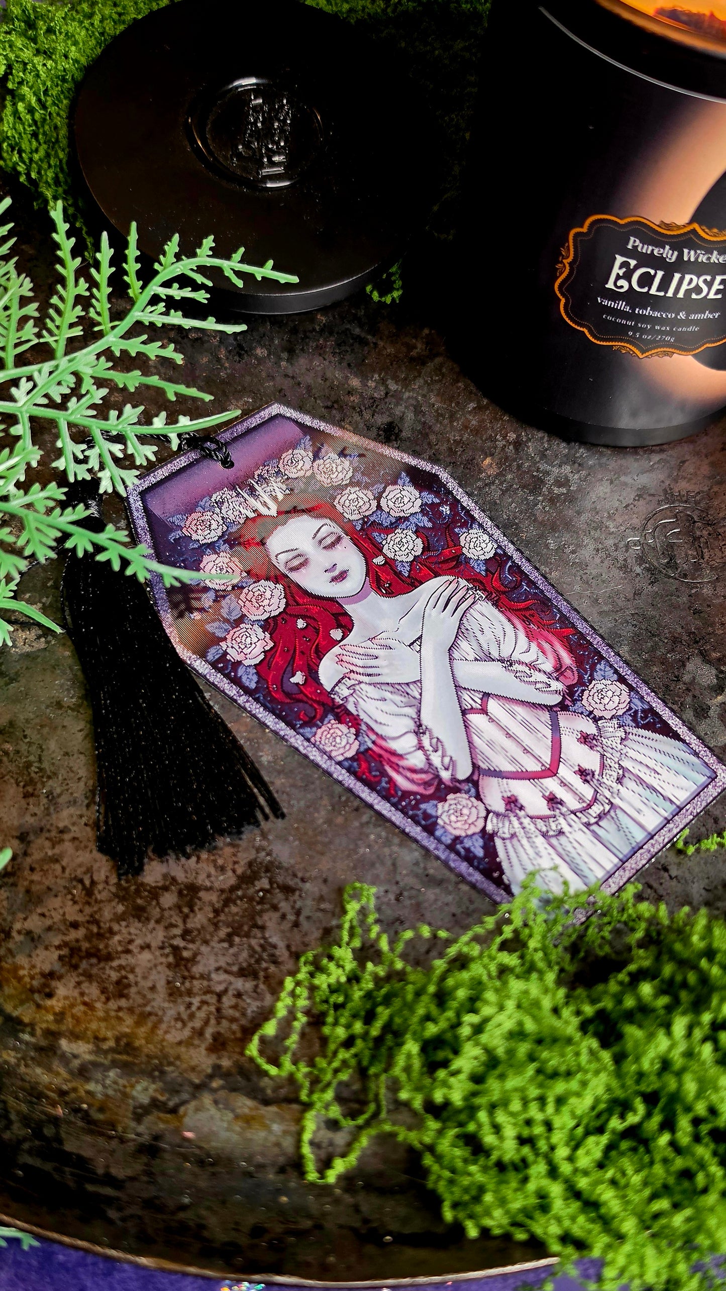 The Vamp - Animated Book Mark