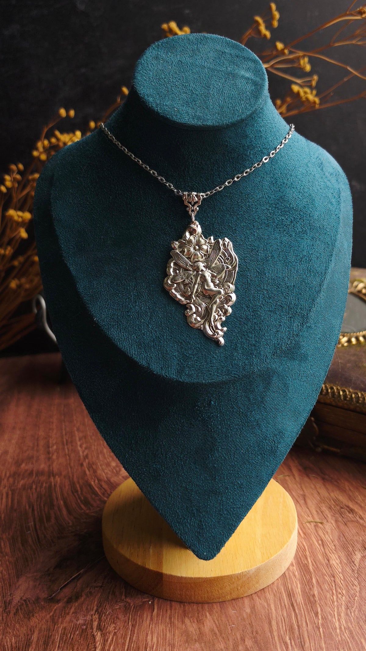 Flower Fairy Necklace - Arcane Angel