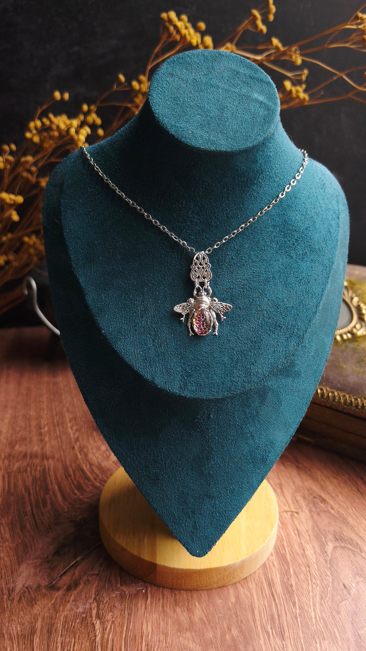 Glitter Bee Necklace - Arcane Angel