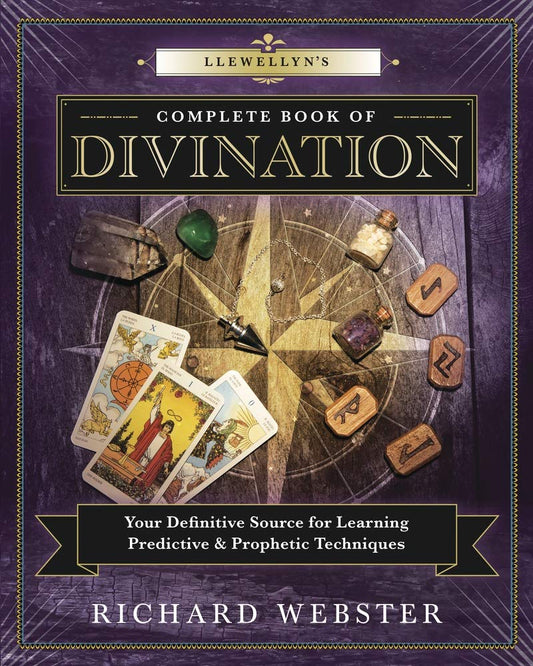 LLewellyn's Complete Book Of Divination