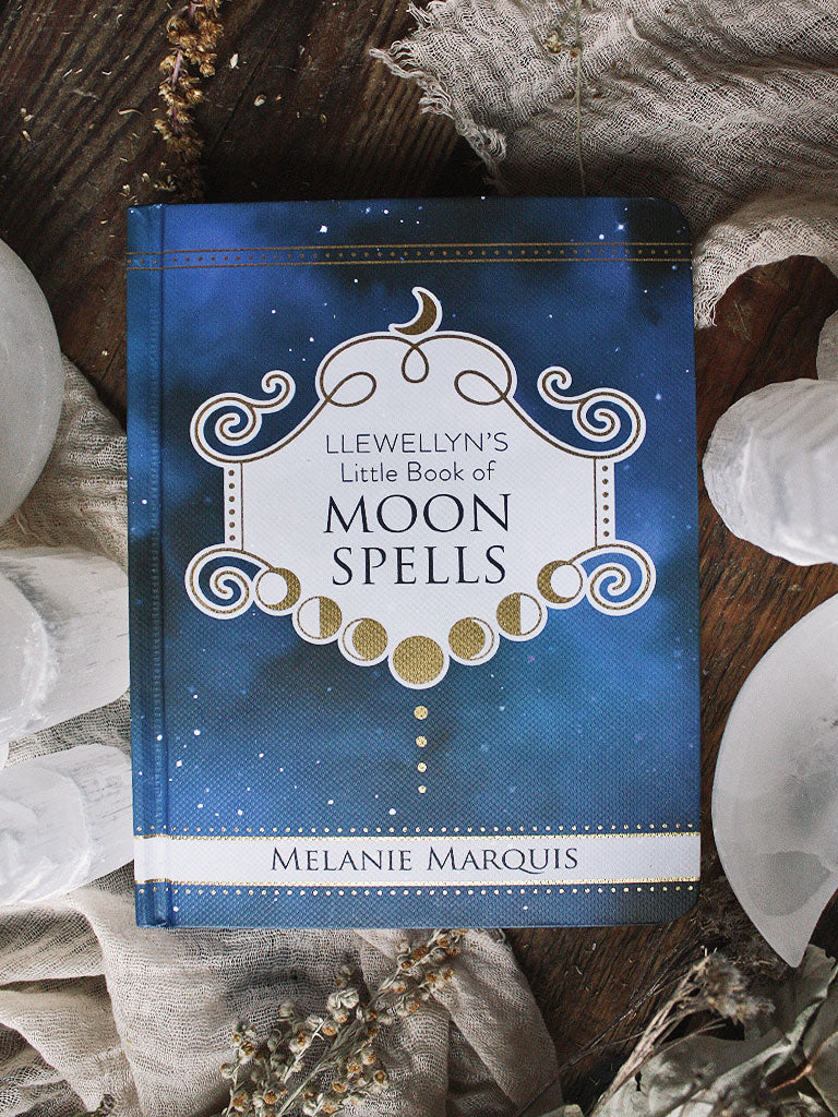 Llewellyn's Little Book of Moon Spells