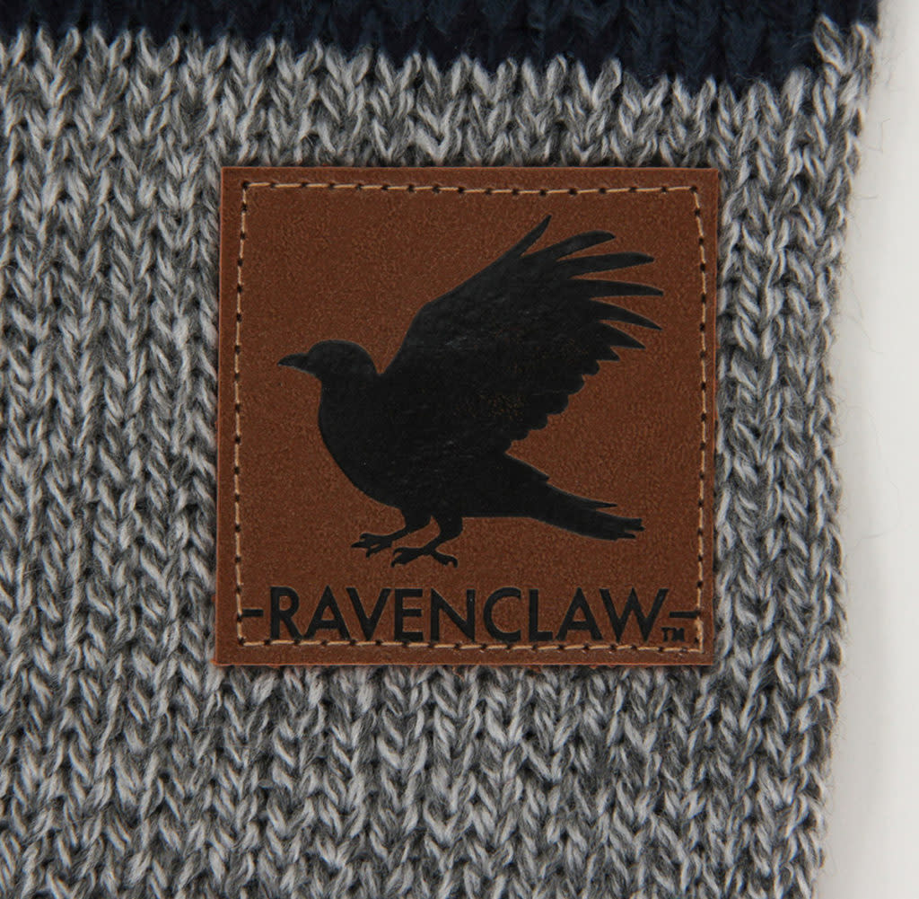 Ravenclaw Scarf with Crest